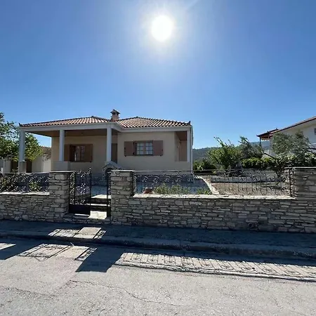 Rustic And Spacious House Mytilinioi Exterior photo
