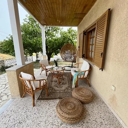 Rustic And Spacious House Mytilinioi Exterior photo