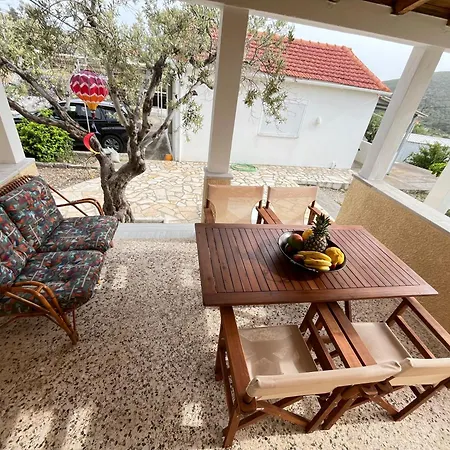 Rustic And Spacious House Mytilinioi Exterior photo